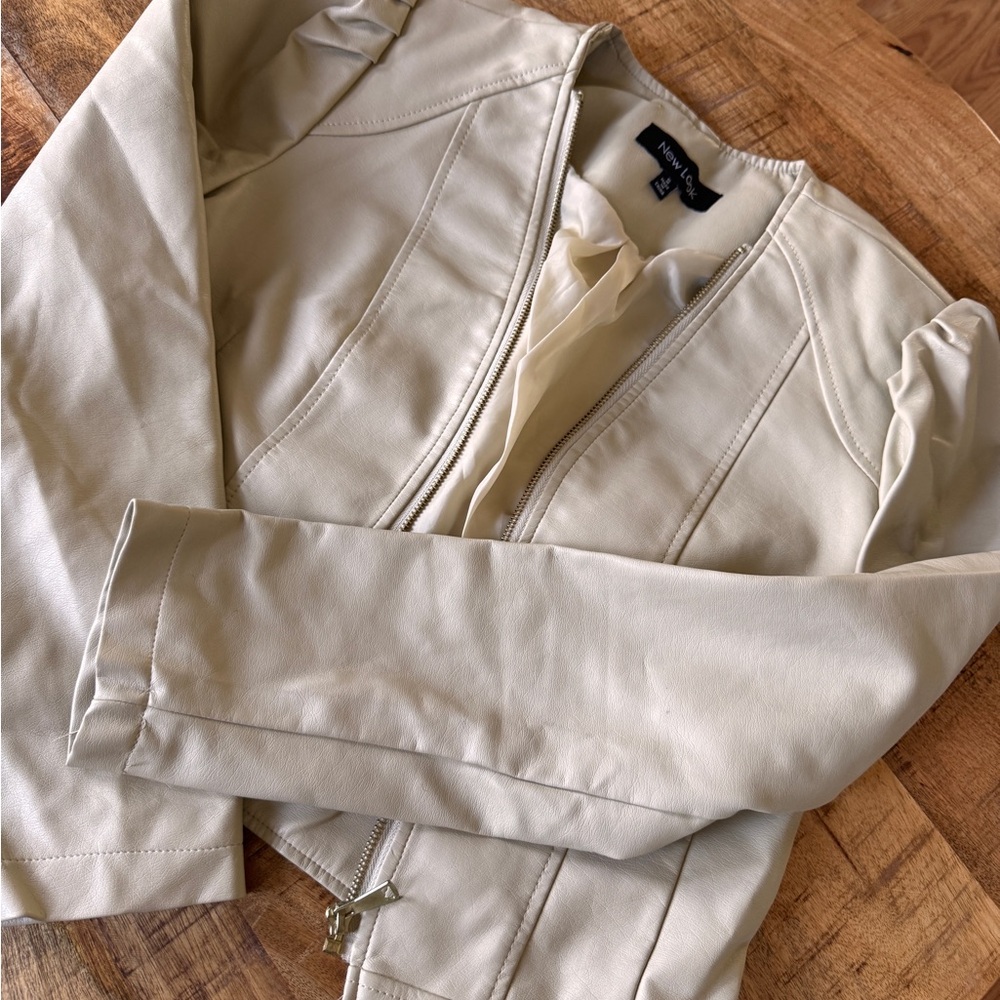 Women's Cream Jacket